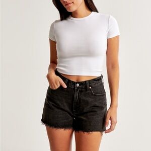 ANF Curve Love 90s Relaxed Cutoff High-Rise Shorts